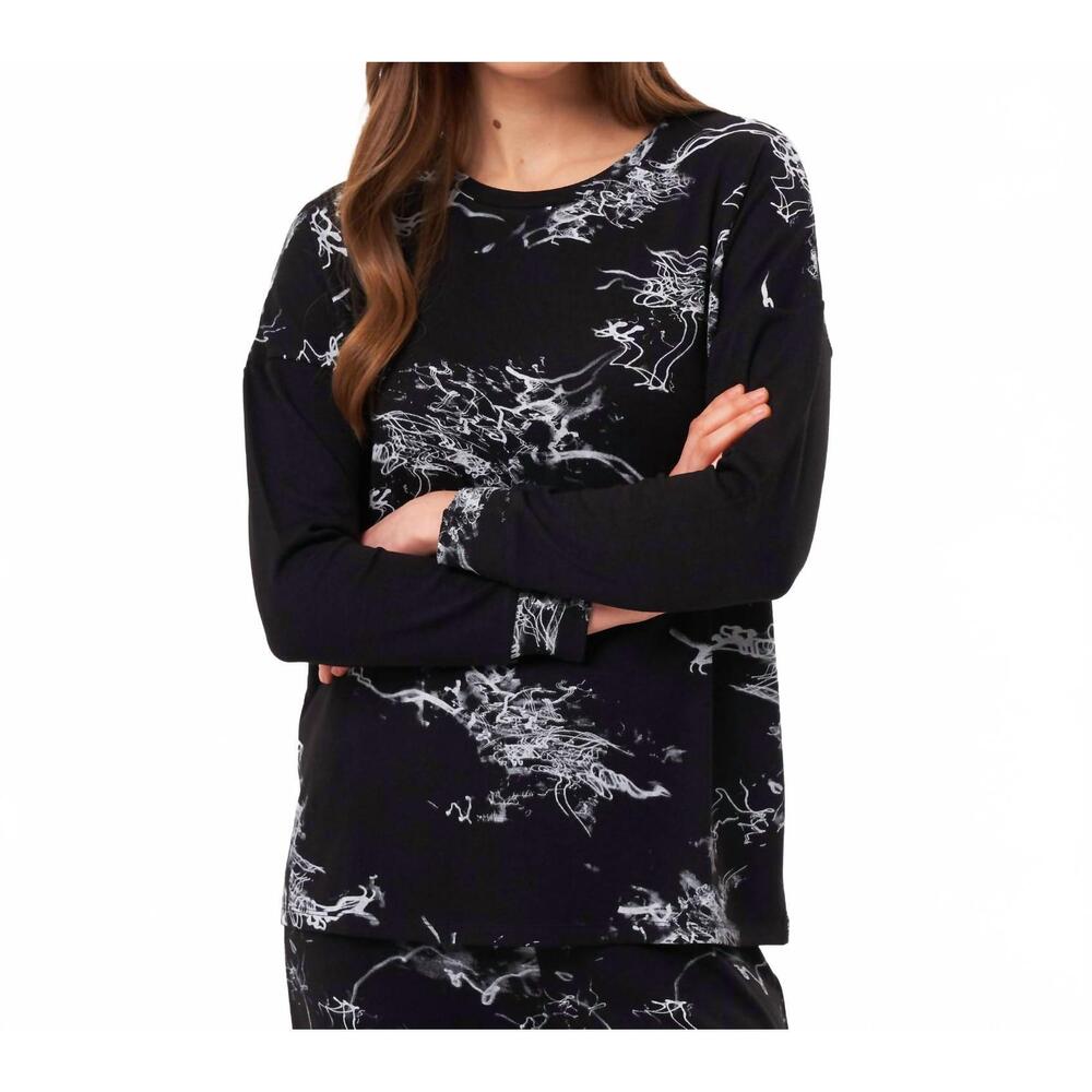 NEW FRENCH KYSS abstract print scoop neck top in black/white